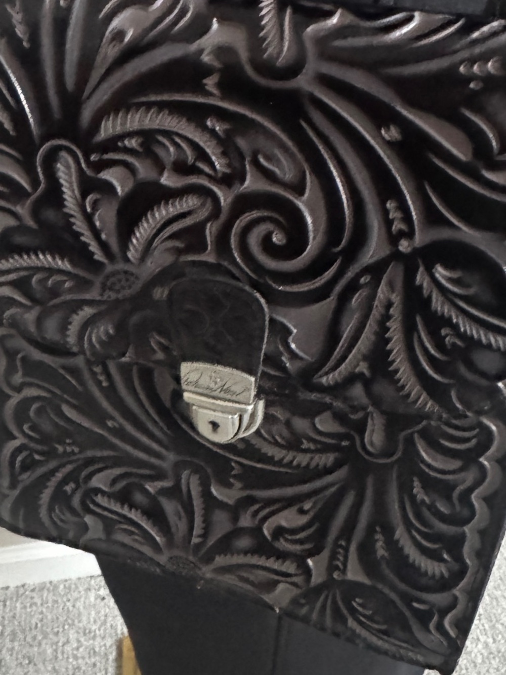 Patricia Nash Tooled Leather Crossbody Organizer Bag (Western look)